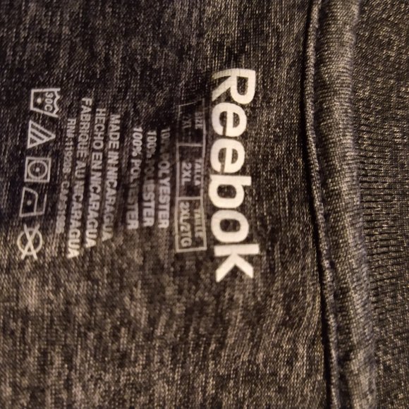 PITTSBURGH PENGUINS FAMILY OF T-SHIRTS & SOCKS - ALL SIZES - SPARKLY - Picture 7 of 10